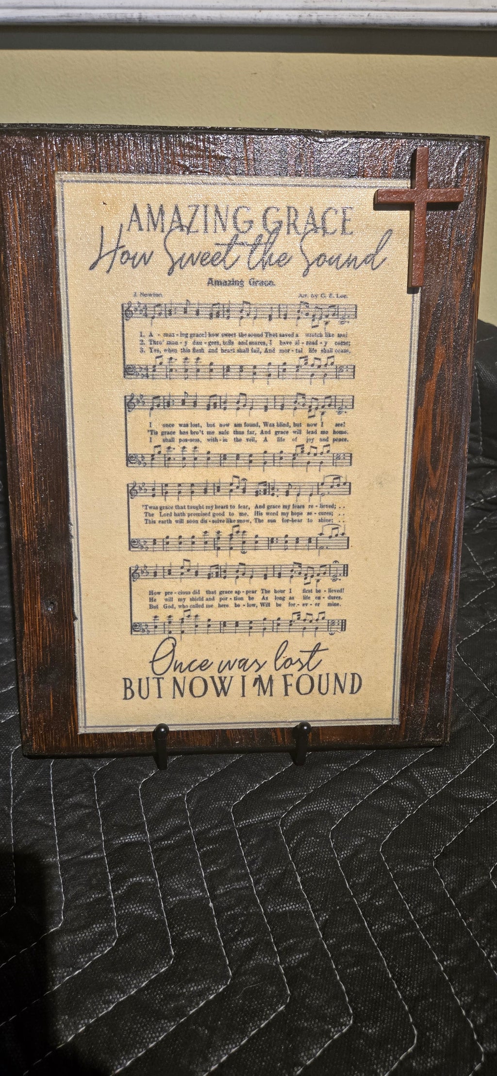 Handmade Amazing Grace Wood Plaque with Metal Display Stand – Christian Home Decor