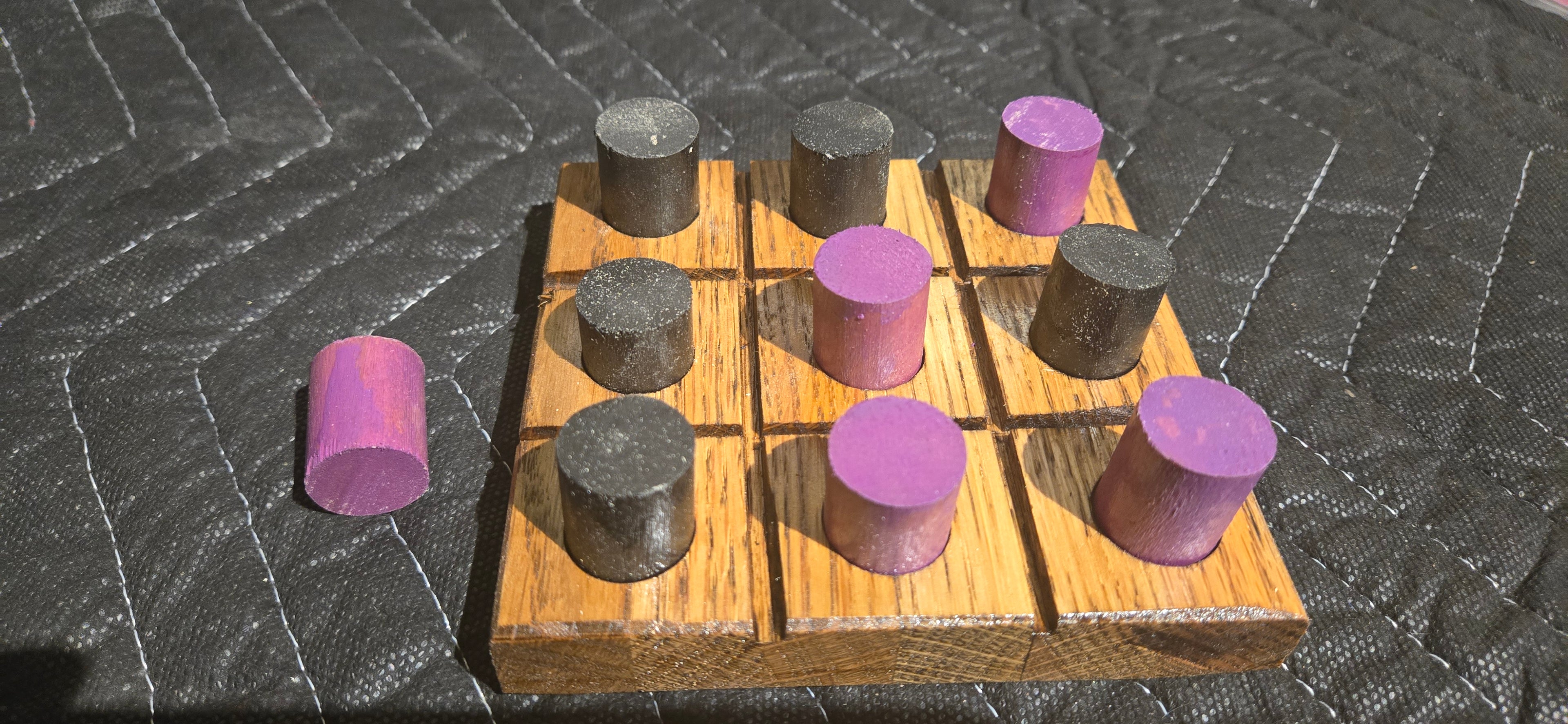 Tic tac toe black and purple